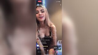 Live TikTok Flashing: On live ♥️♥️ #3