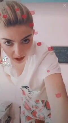 Live TikTok Flashing: Sexy little nip slip | GIF Video | flashingif.com