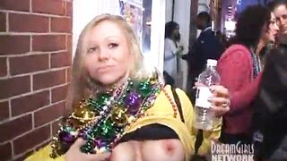 Flashing at Mardi Gras: flash & suck #4