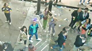 Flashing at Mardi Gras: woman flashing boobs for beads at mardi gras on earthcam #3