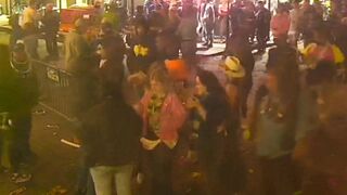 Flashing at Mardi Gras: 5 for 1 multiple women flashing their tits for beads at mardi gras on earthcam. #4