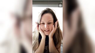 Live TikTok Flashing: Milf live nipslip #3