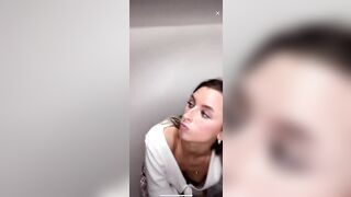 Live TikTok Flashing: Welsh titty #2