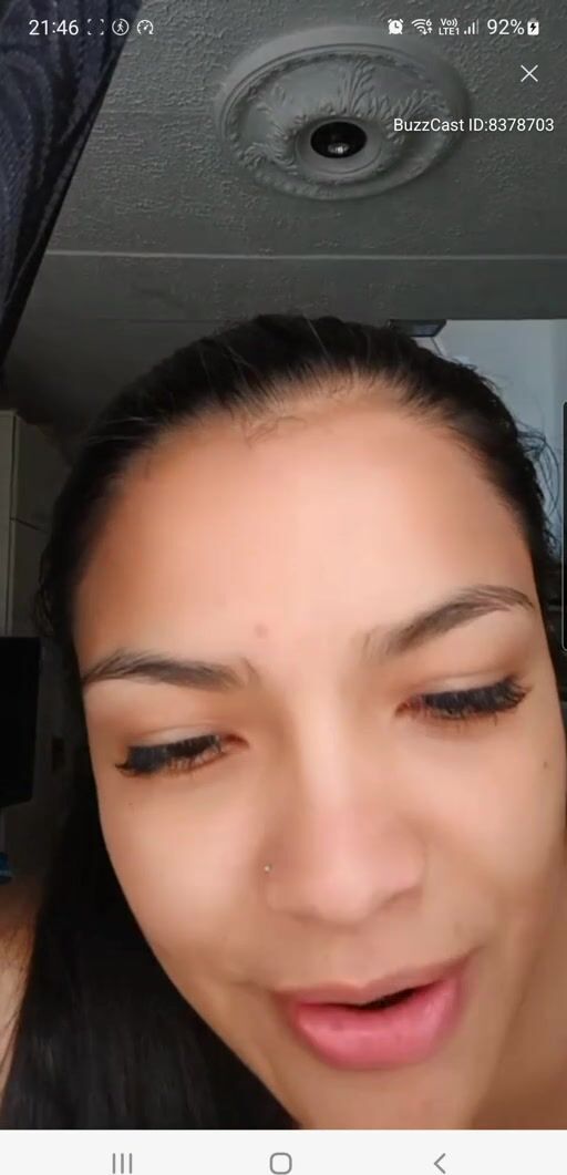 Colombian girl with big boobs nipslip in Buzzcast