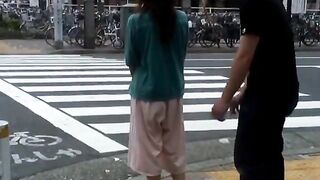 Girls Getting Pantsed: Pantsing in Japan #1