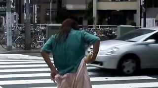 Girls Getting Pantsed: Pantsing in Japan #3