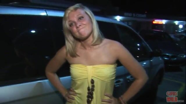 Blonde hottie being dared to flash at a parking lot!
