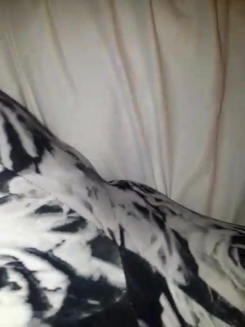 Just a vid of me needily moaning ????