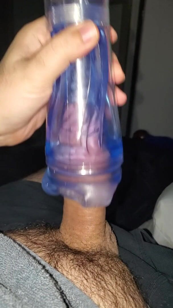 Fleshlight vocal cum spurt and ooze