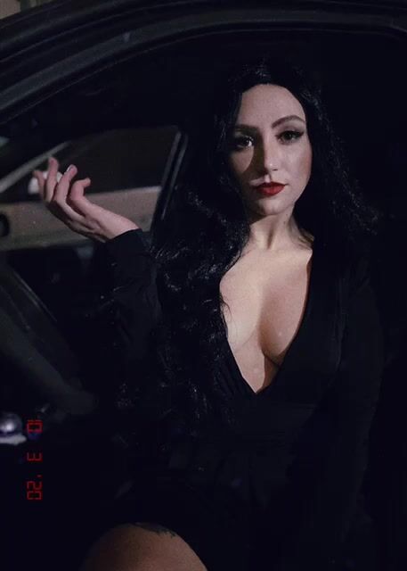 Morticia Addams by hilu_hilu